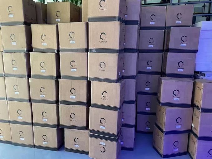 Máquina de mineração 0 de Canaan Avalonminer 1126 pro 68t Avalon 1126 pro 68th/S BTC